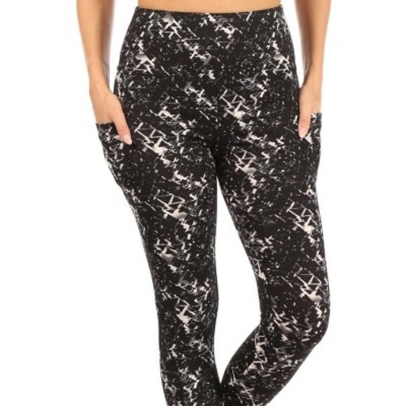 Black Geo Sport Leggings - Picture 1 of 5